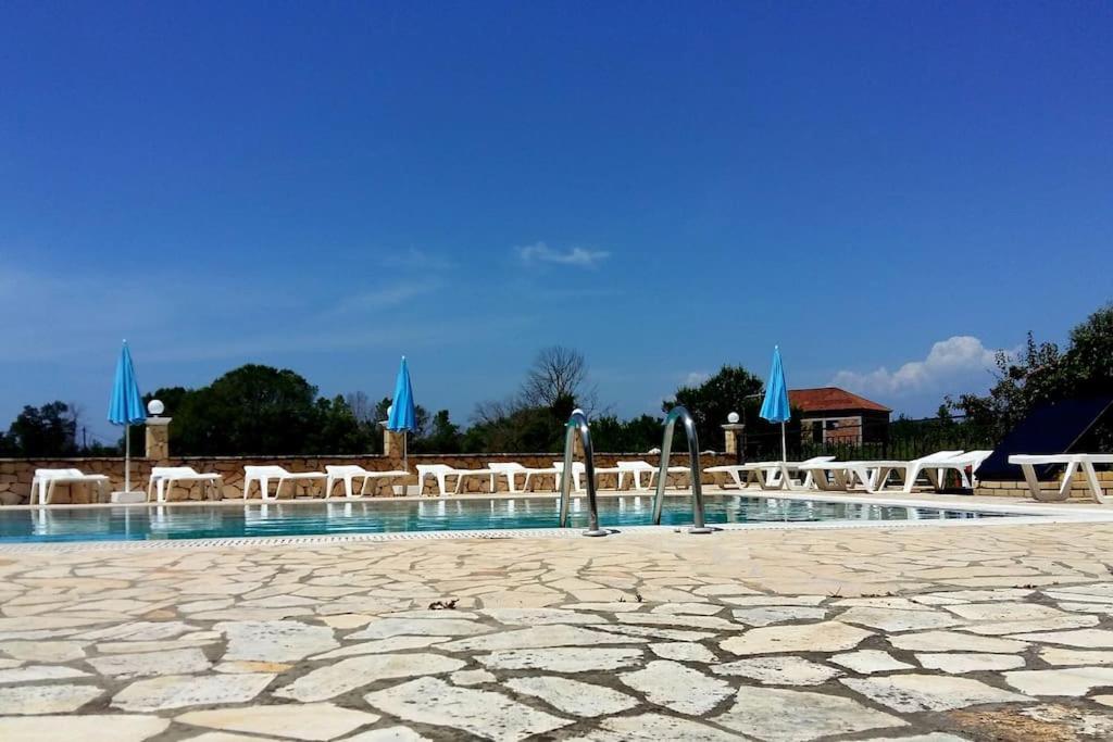 Villa Fondas Roda Esterno foto